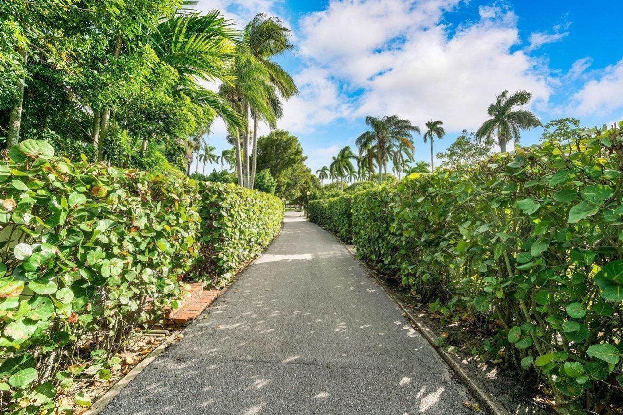 15 S Lake Trail, Palm Beach, FL 33480 Photo