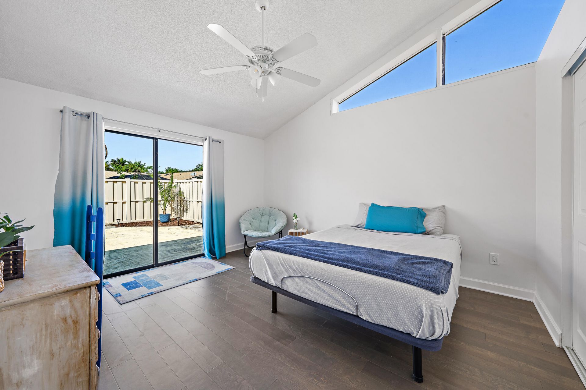 5537 Eagle Lake Drive, Palm Beach Gardens, FL 33418 Photo