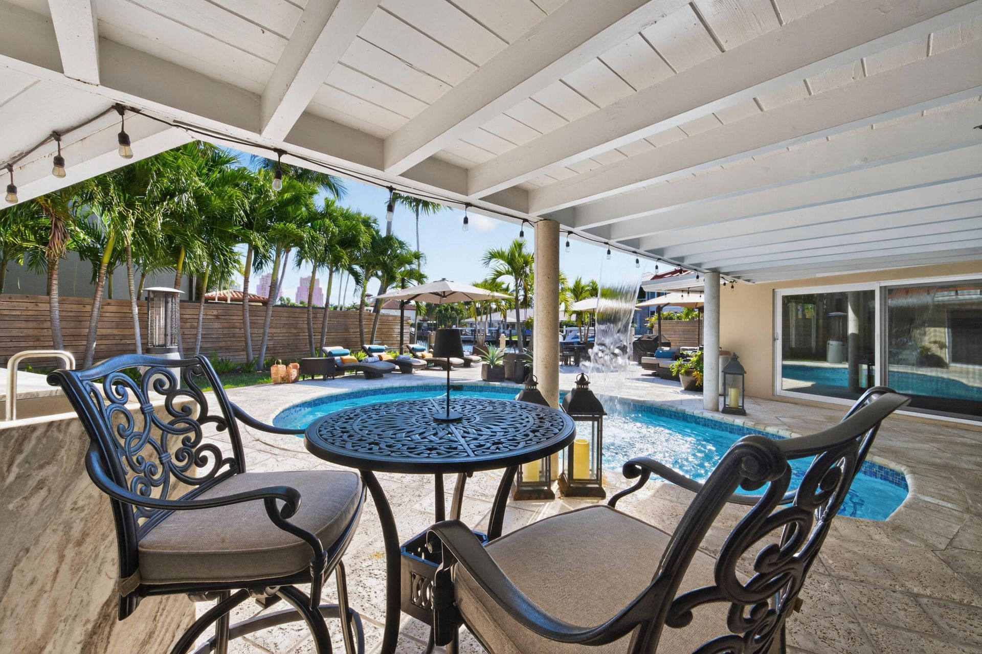 2460 Bayview Drive, Fort Lauderdale, FL 33305 Photo