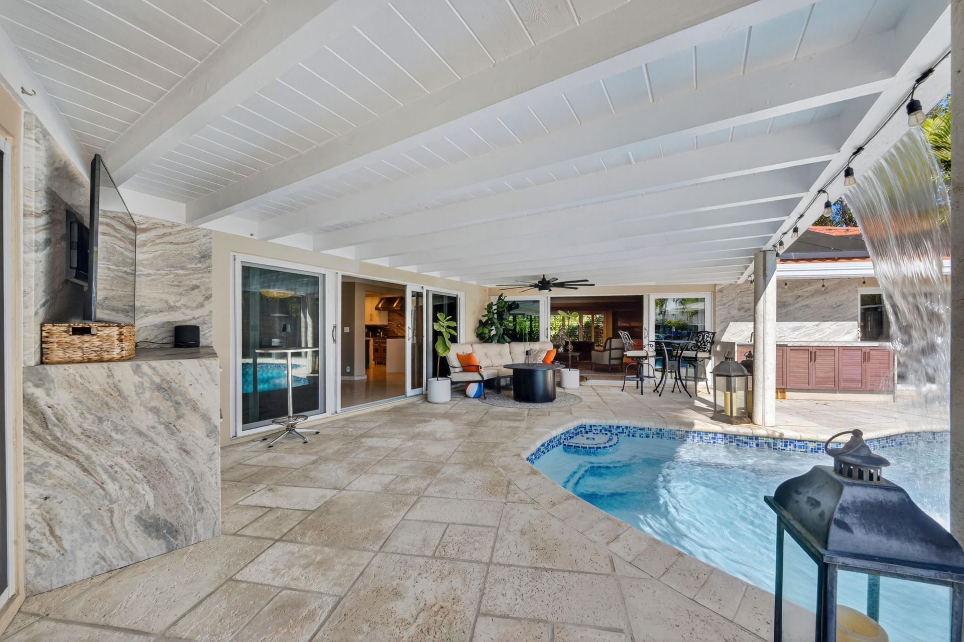 2460 Bayview Drive, Fort Lauderdale, FL 33305 Photo