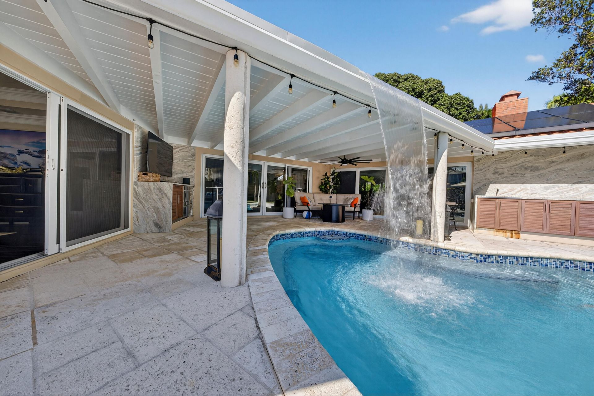 2460 Bayview Drive, Fort Lauderdale, FL 33305 Photo