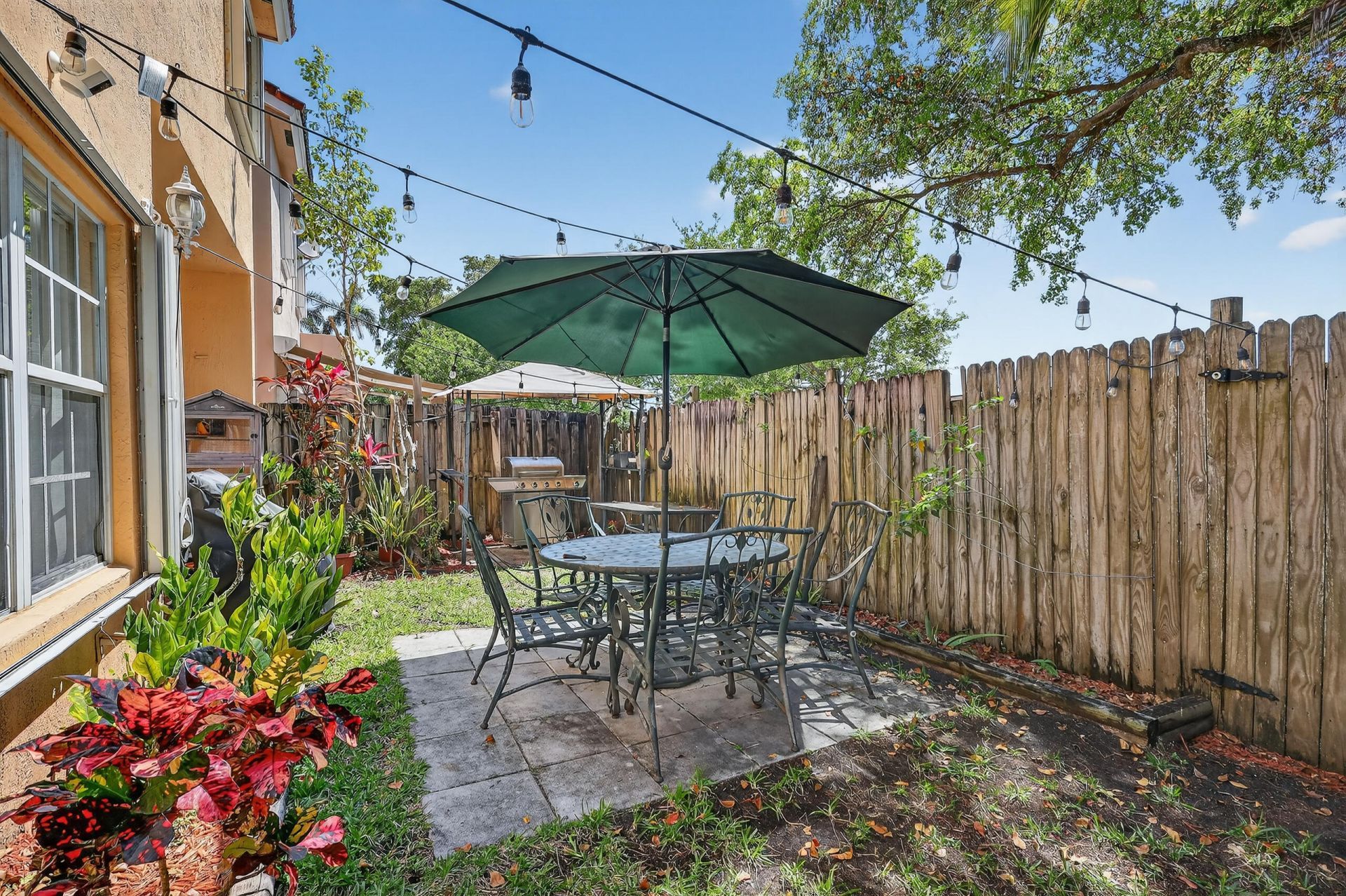 16266 SW 103rd Terrace, Miami, FL 33196 Photo