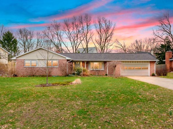 1517 Royal Oak Avenue, Portage, MI 49024