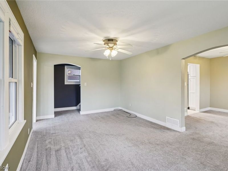 2230 Cooledge Avenue , Akron, OH 44305 Photo 10