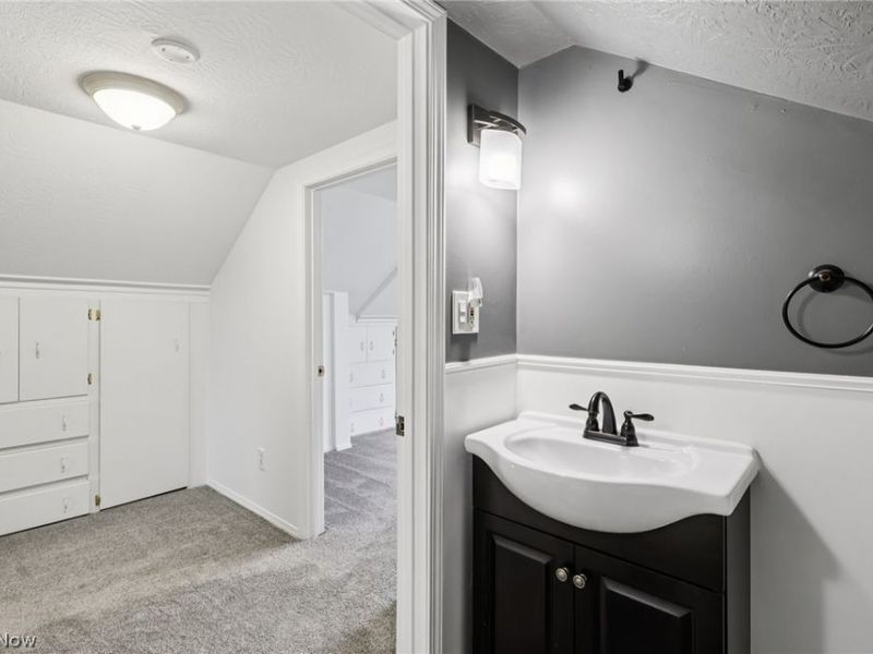 2230 Cooledge Avenue , Akron, OH 44305 Photo 27