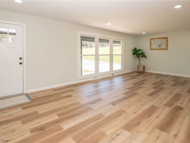 5343 Cleveland Avenue S, Canton, OH 44707 Photo 2