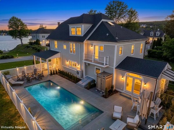 22 Park, Waterford, CT 06385