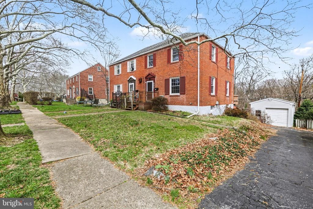 335 Rumson Drive, Harrisburg, PA 17104 Main Photo