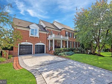 18441 LANIER ISLAND SQUARE, LEESBURG, VA 20176