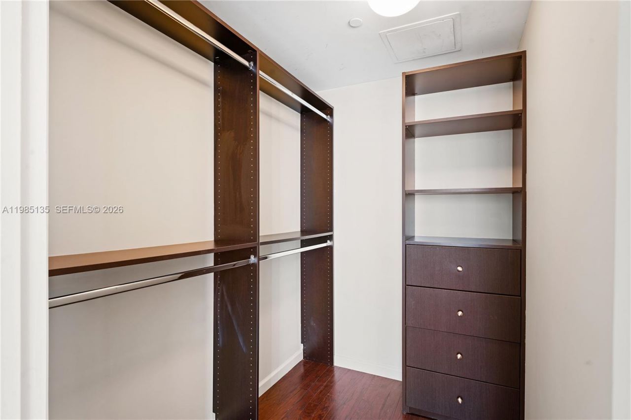 495 Brickell Ave , Unit 3904, Miami, FL 33131 Photo