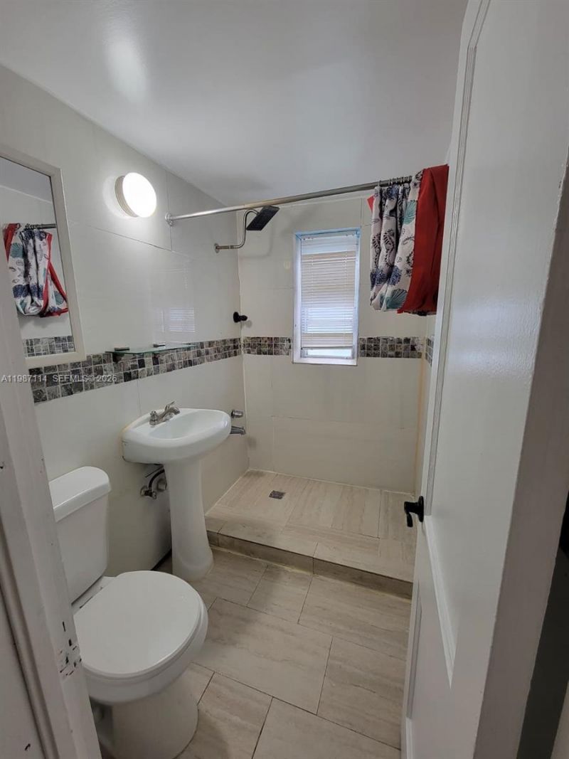 291 E 4th Ave , Unit 2, Hialeah, FL 33010 Photo