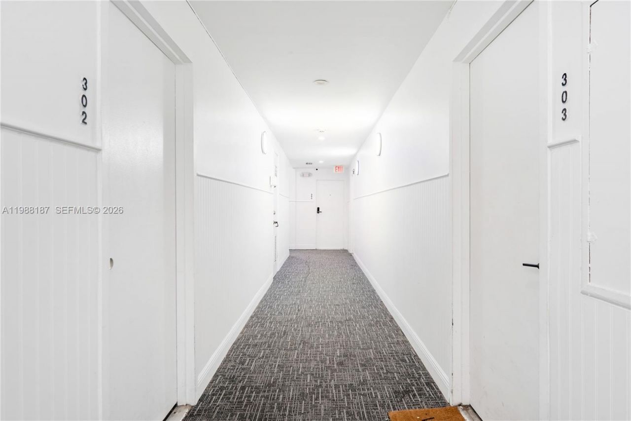 750 Collins Ave , Unit 302, Miami Beach, FL 33139 Photo