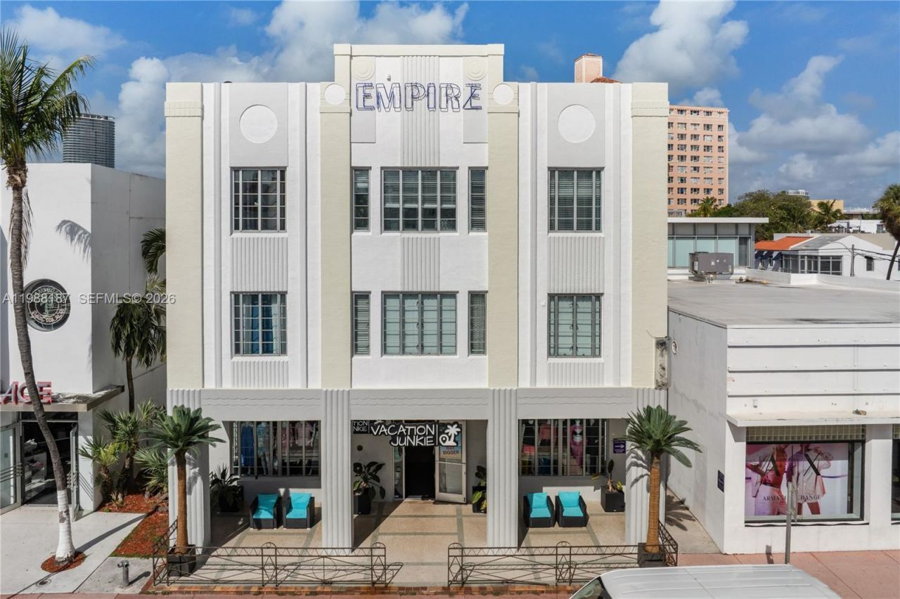 750 Collins Ave , Unit 302, Miami Beach, FL 33139 Photo