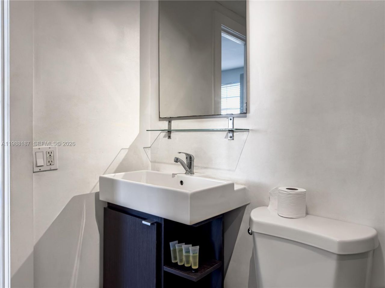 750 Collins Ave , Unit 302, Miami Beach, FL 33139 Photo