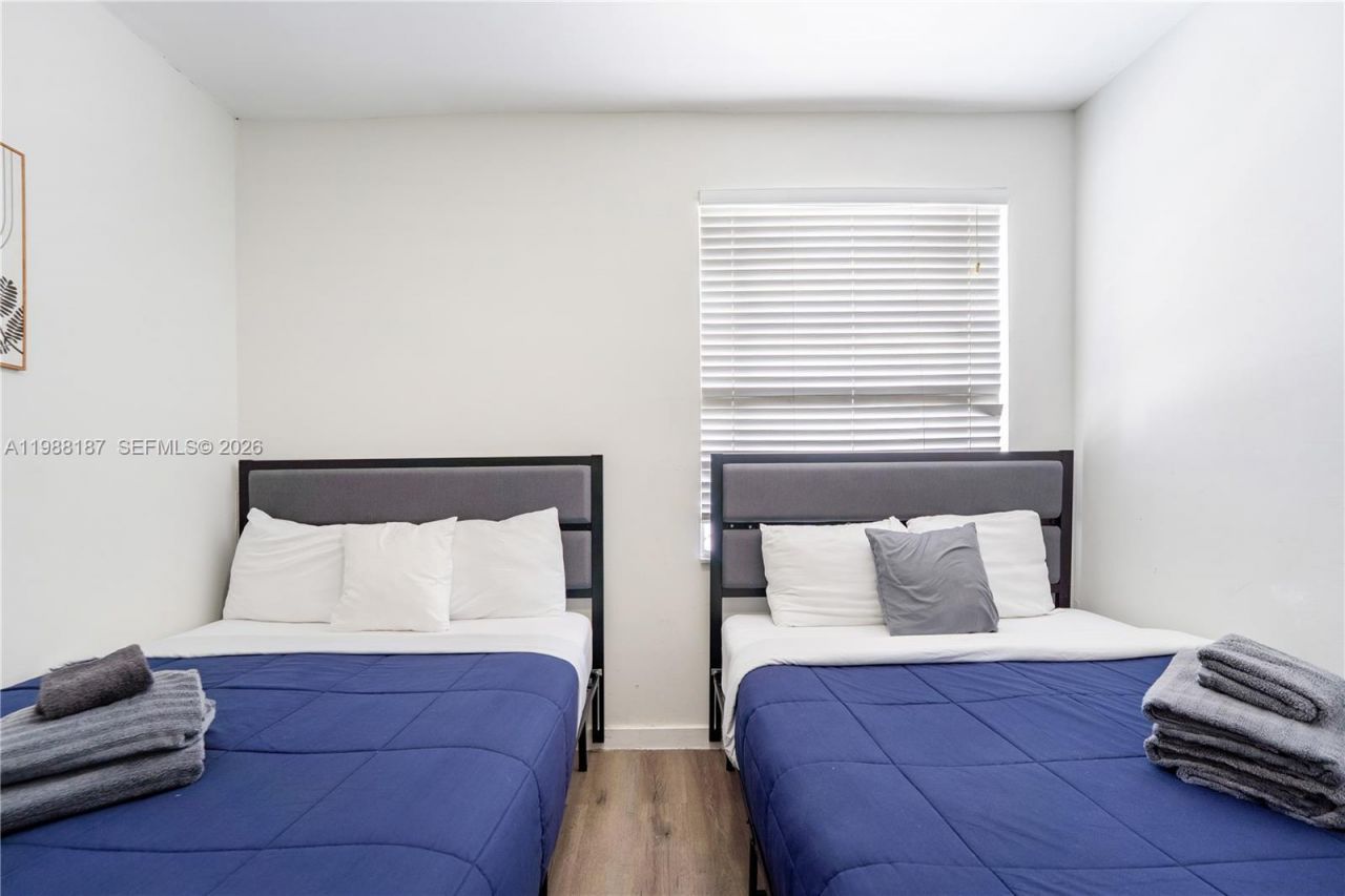 750 Collins Ave , Unit 302, Miami Beach, FL 33139 Photo