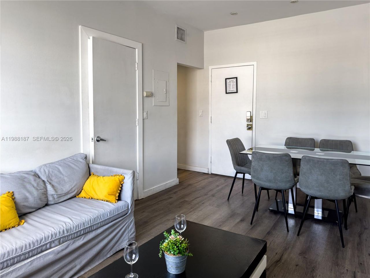 750 Collins Ave , Unit 302, Miami Beach, FL 33139 Photo