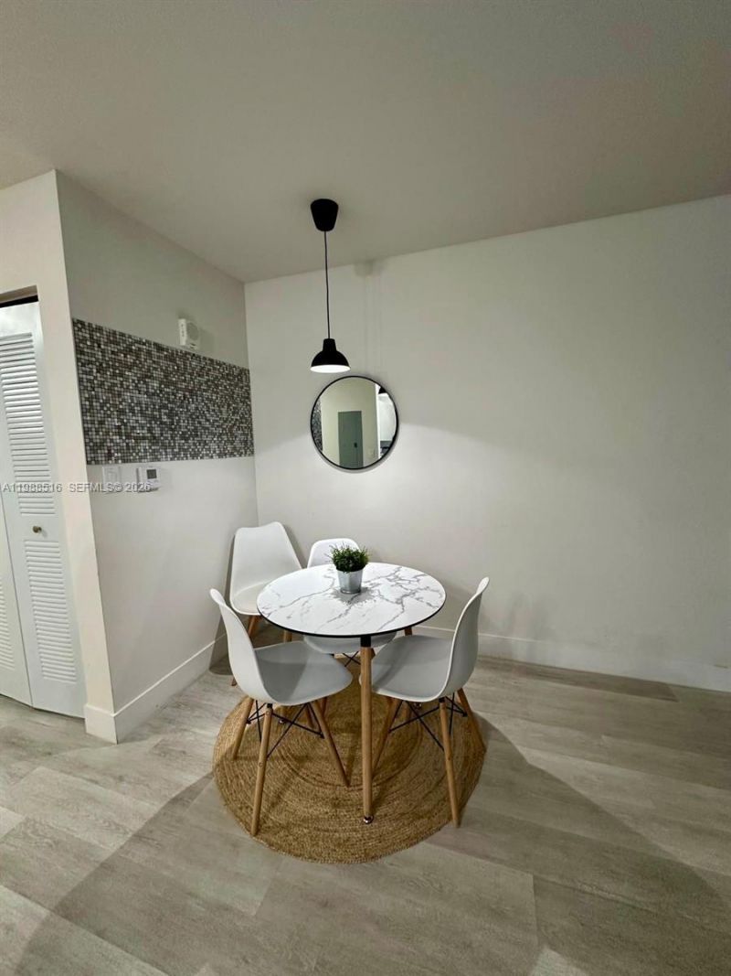 19380 NE 26th Ave , Unit 305, Miami, FL 33180 Photo