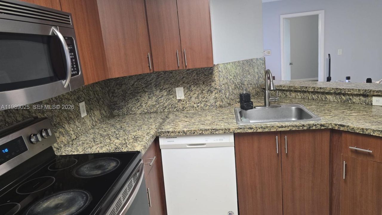 8821 Wiles Rd , Unit 108, Coral Springs, FL 33067 Photo