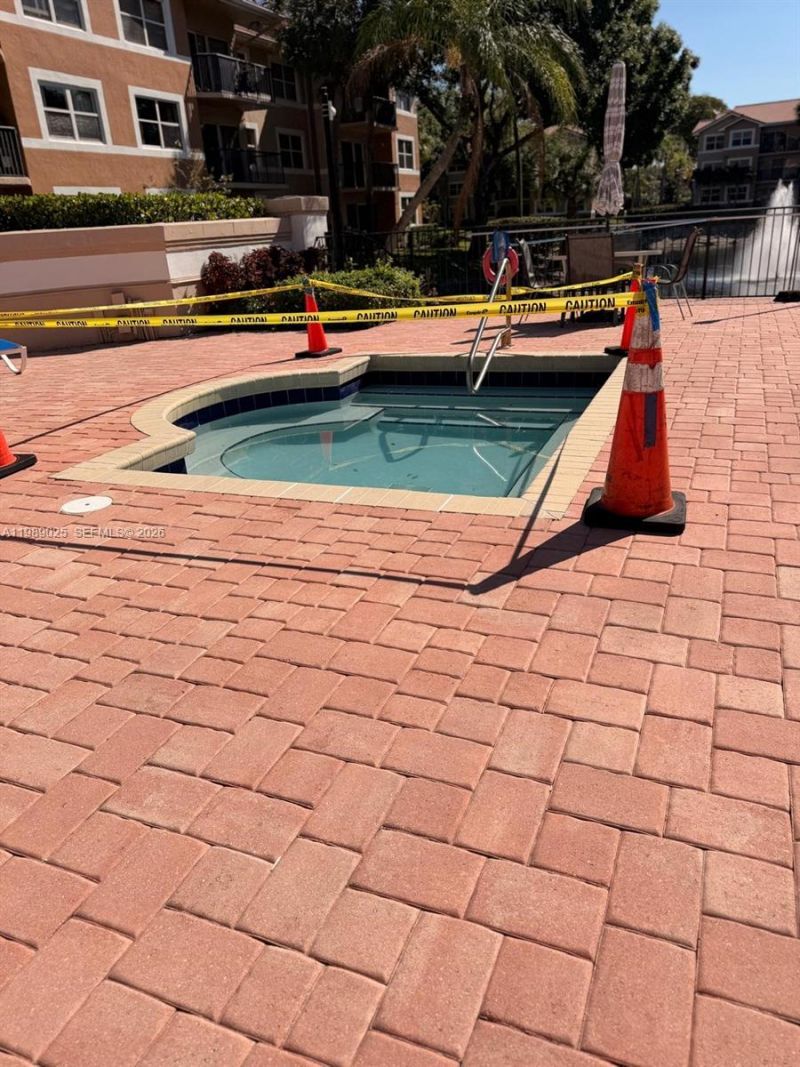 8821 Wiles Rd , Unit 108, Coral Springs, FL 33067 Photo