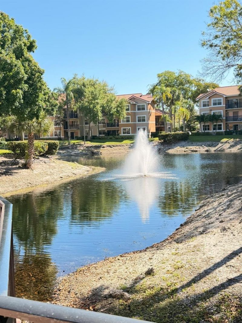 8821 Wiles Rd , Unit 108, Coral Springs, FL 33067 Photo