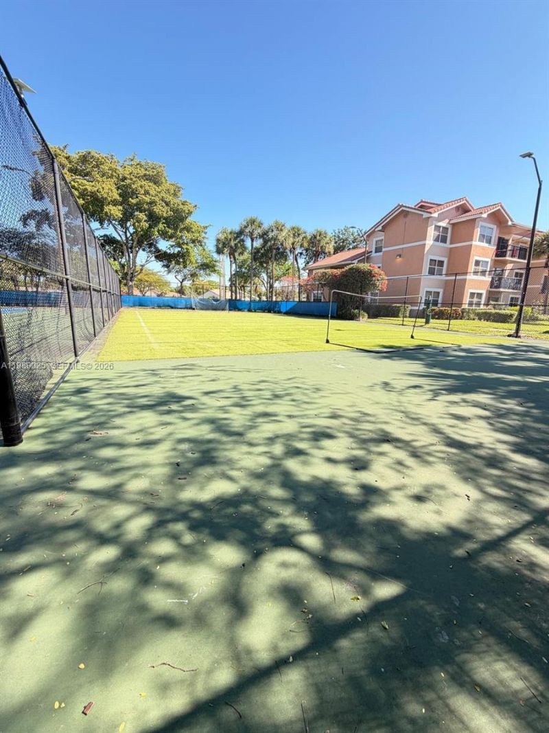 8821 Wiles Rd , Unit 108, Coral Springs, FL 33067 Photo