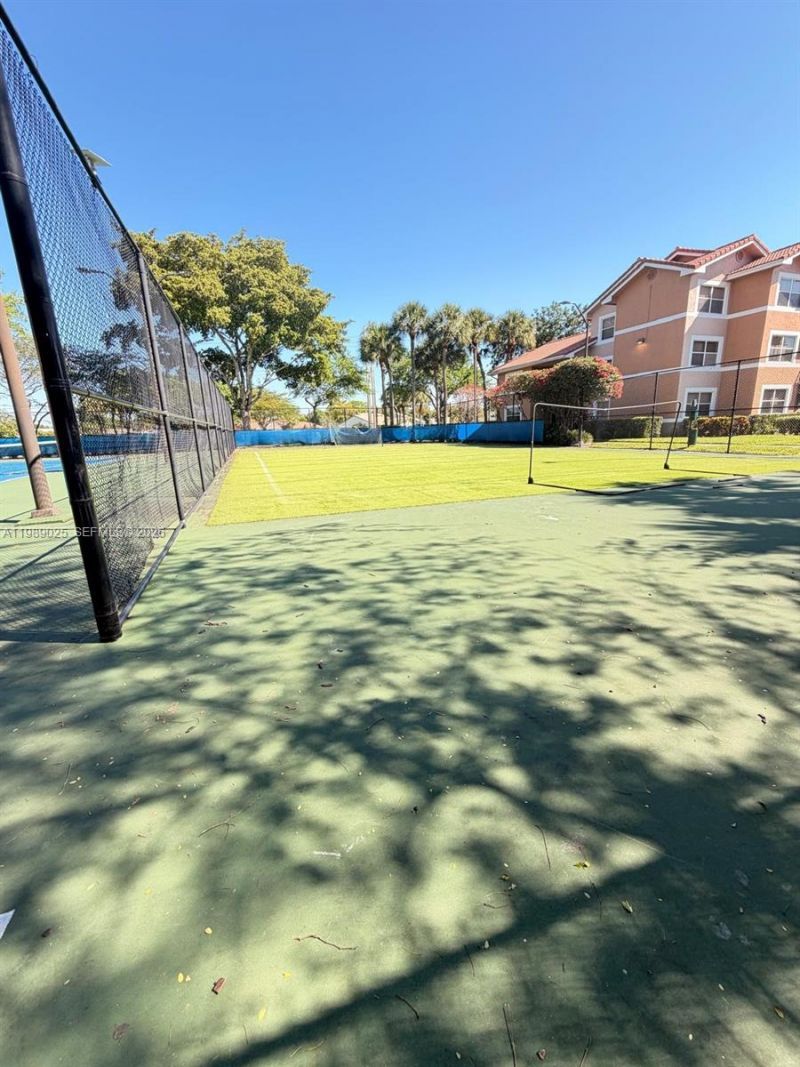 8821 Wiles Rd , Unit 108, Coral Springs, FL 33067 Photo