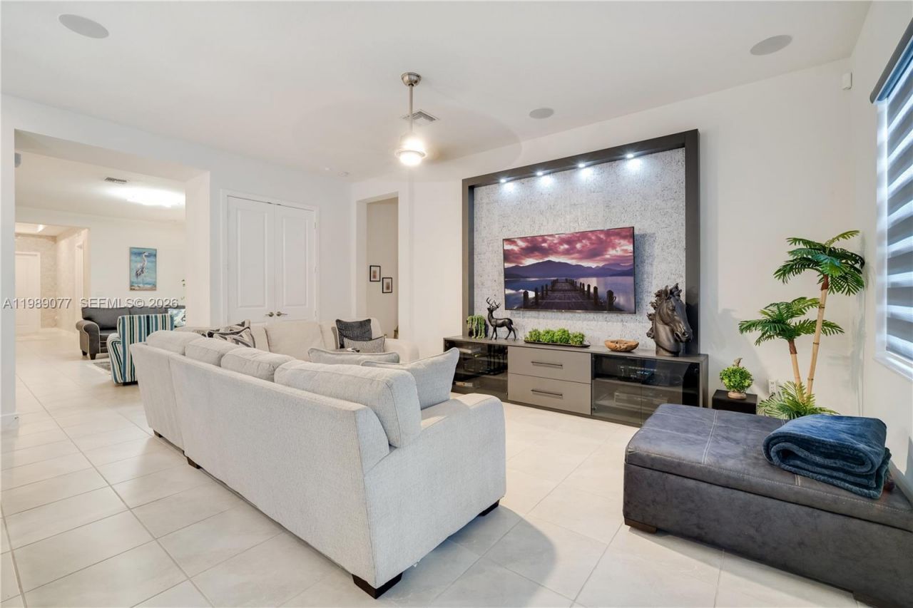 4427 SW 175th Ave, Miramar, FL 33029 Photo