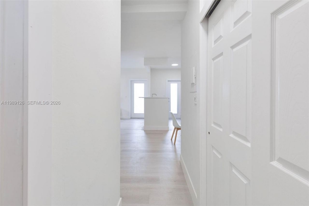 1228 Pennsylvania Ave, Unit 7, Miami Beach, FL 33139 Photo