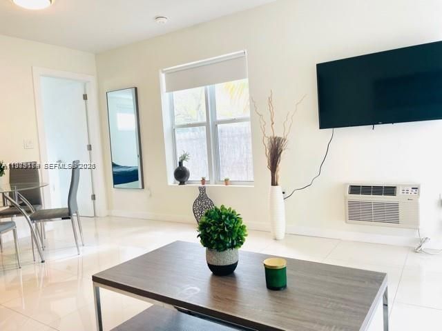 1419 West Ave , Unit 106, Miami Beach, FL 33139 Photo