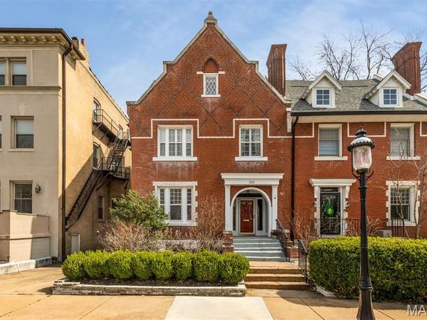310 N Newstead Avenue, St Louis, MO 63108