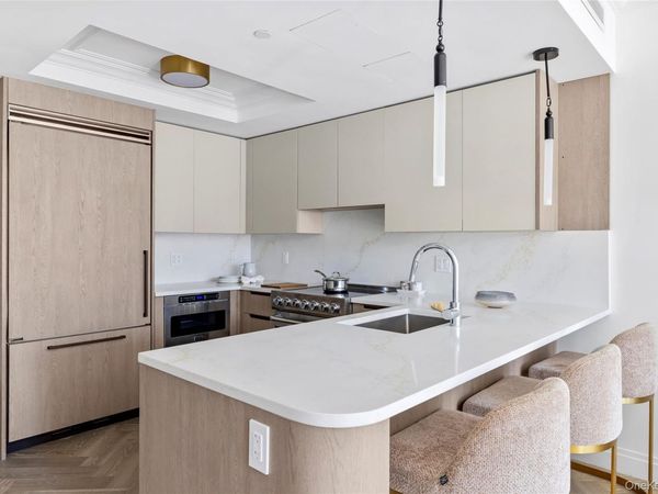 78-29 Austin Street , Unit 418, Forest Hills, NY 11375