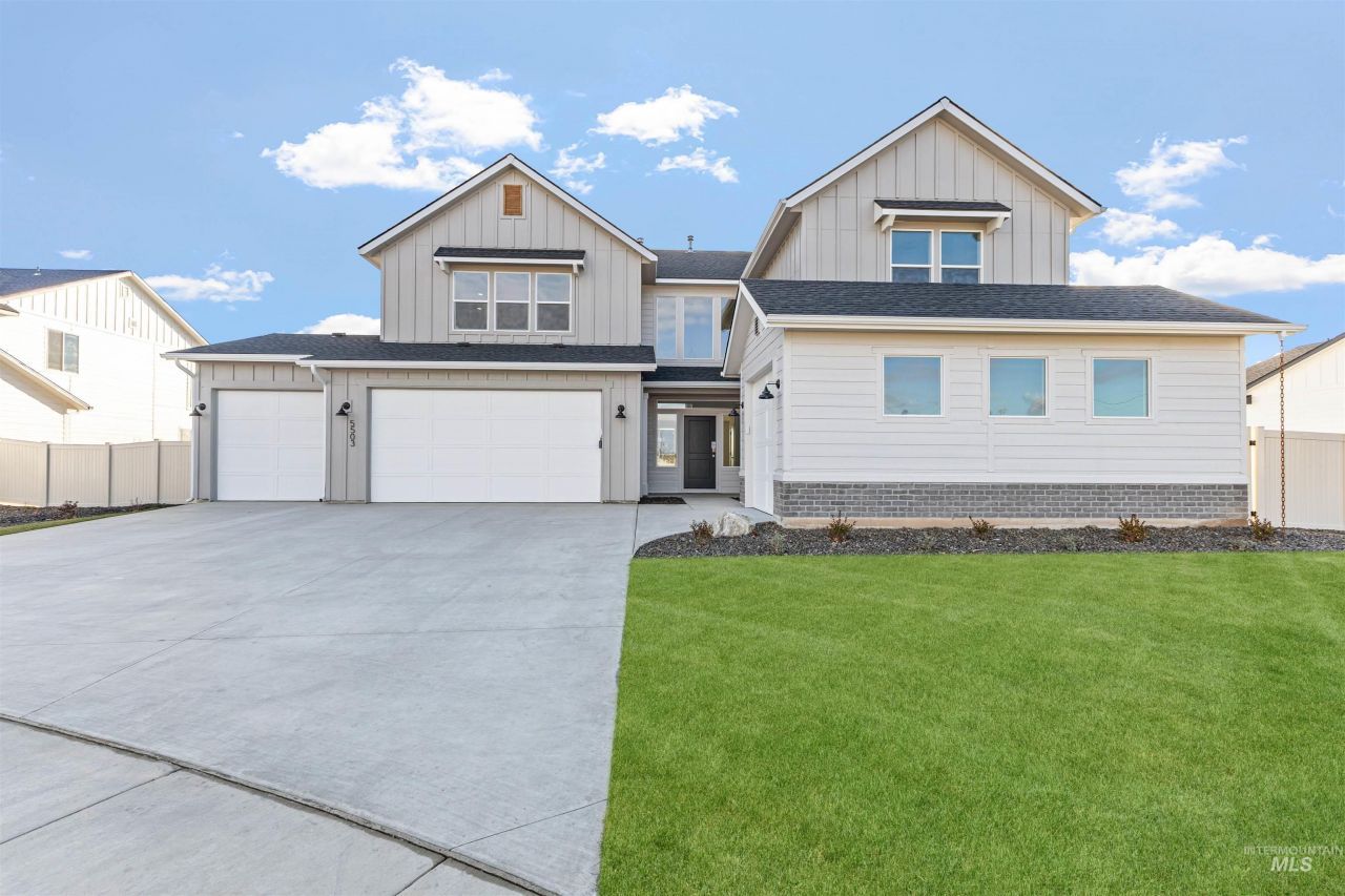 17706 N Hugh Glass Way, Nampa, ID 83687 Main Photo