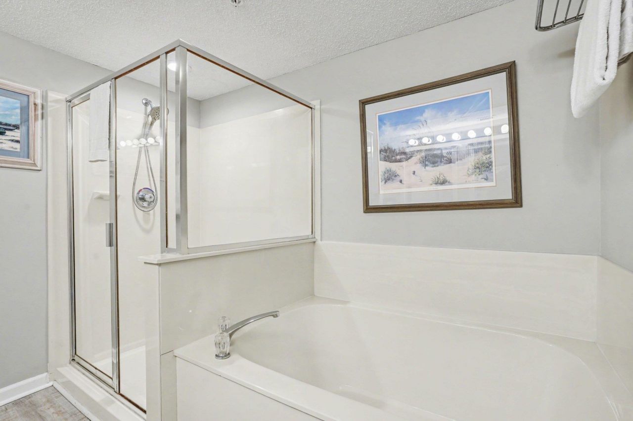 102 N Ocean Blvd. Photo 17