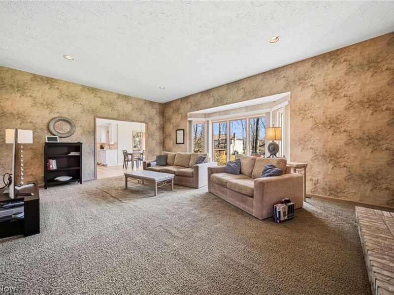 471 Medway Road , Highland Heights, OH 44143 Photo 12