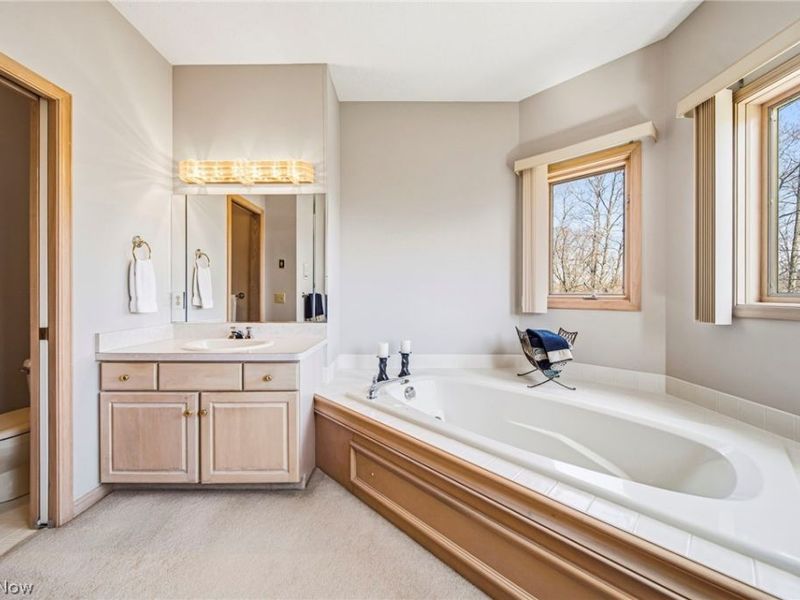 471 Medway Road , Highland Heights, OH 44143 Photo 31