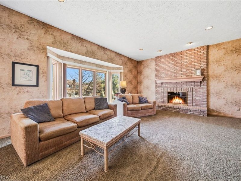 471 Medway Road , Highland Heights, OH 44143 Photo 9