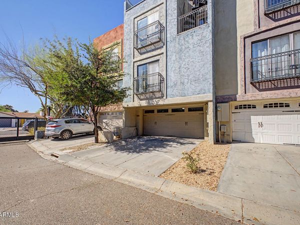 3422 E AVALON Drive, Phoenix, AZ 85018