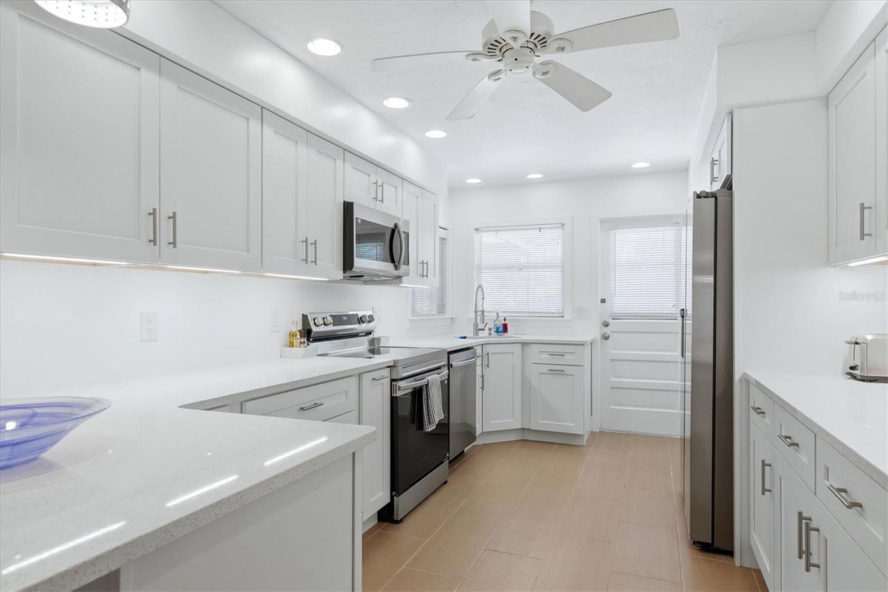 616 Lyons Lane, Longboat Key, FL 34228 Photo