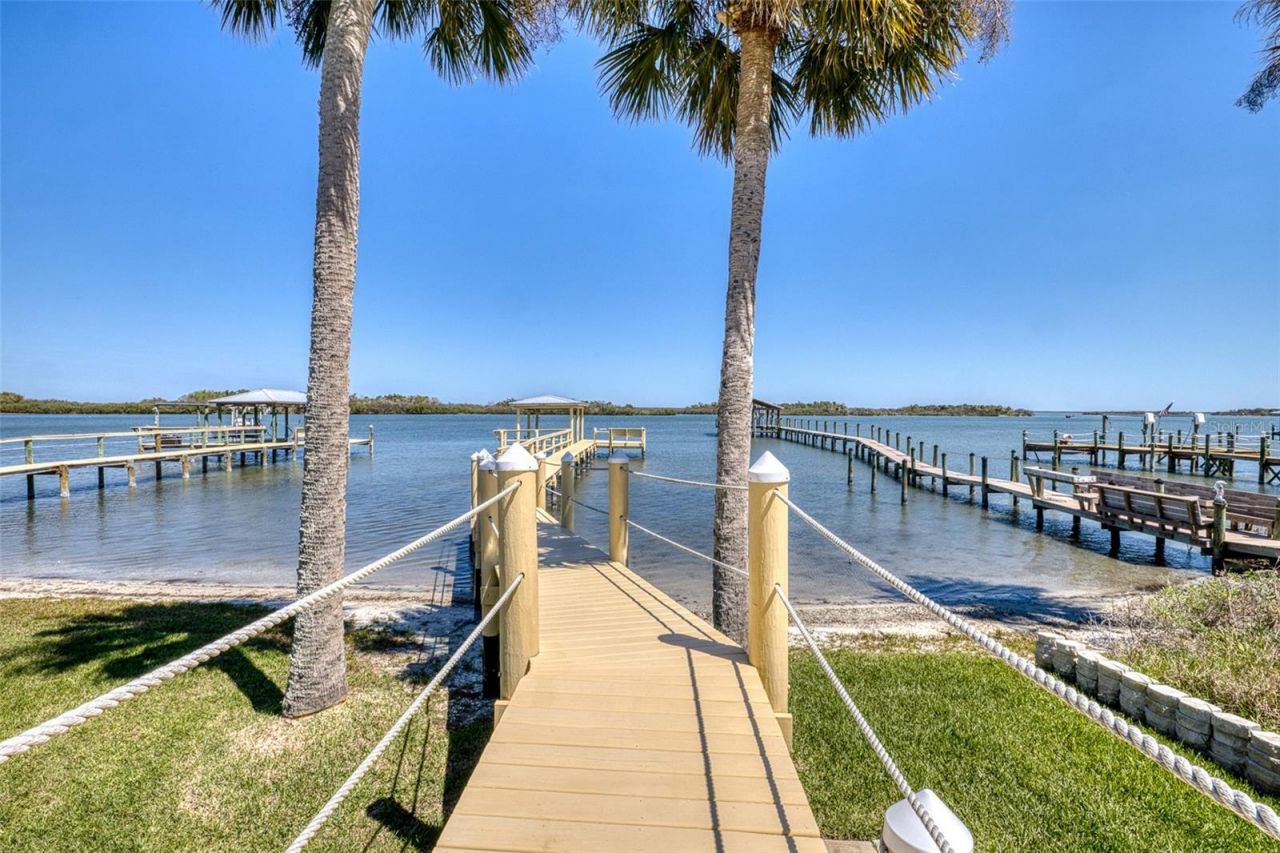 349 Marsh Landing Loop, Oak Hill, FL 32759 Photo