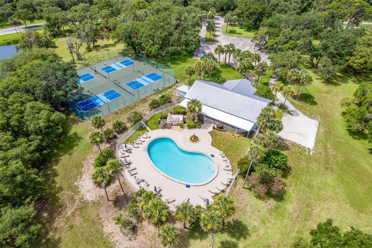 349 Marsh Landing Loop, Oak Hill, FL 32759 Photo