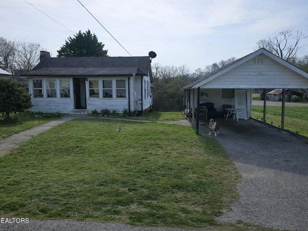 204 E Elm St, LaFollette, TN 37766