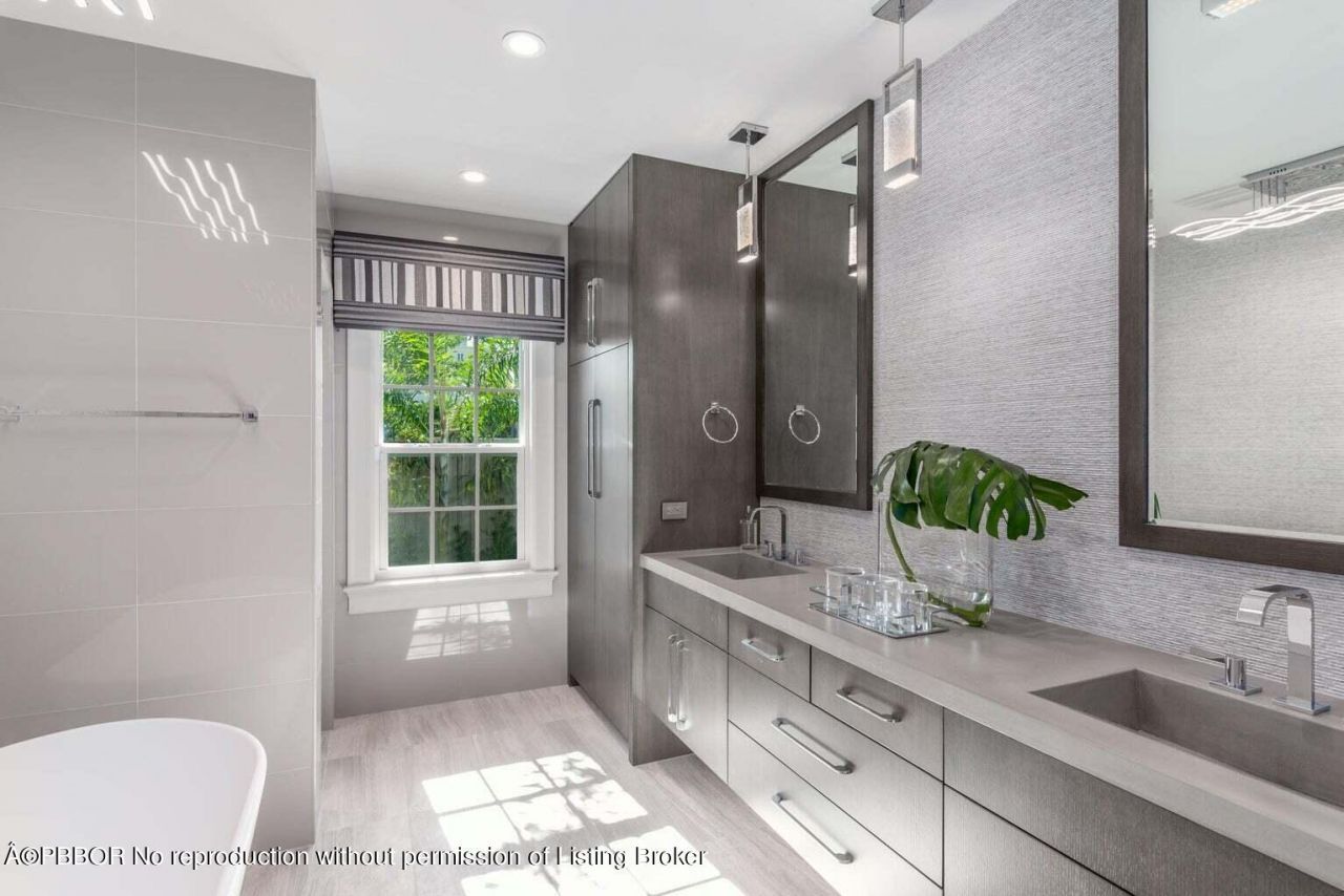 15 S Lake Trail, Palm Beach, FL 33480 Photo