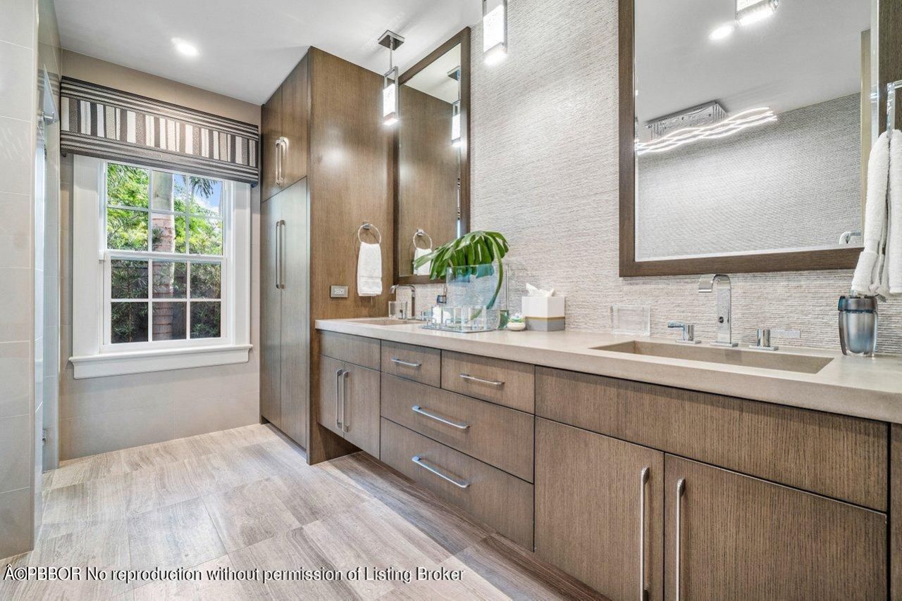 15 S Lake Trail, Palm Beach, FL 33480 Photo