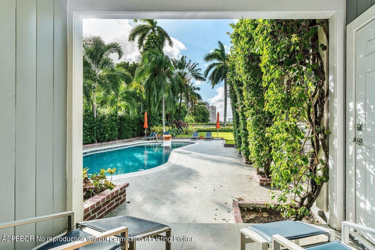 15 S Lake Trail, Palm Beach, FL 33480 Photo