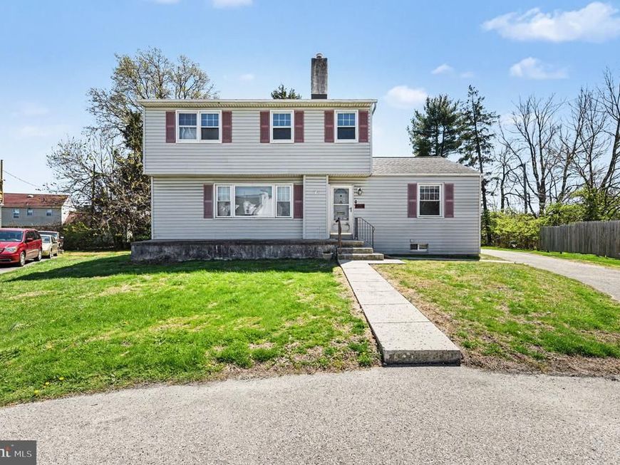 1701 Harmon Road, Conshohocken, PA 19428 Main Photo