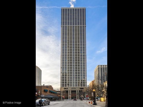 1030 N State Street, Unit 21J, Chicago, IL 60610