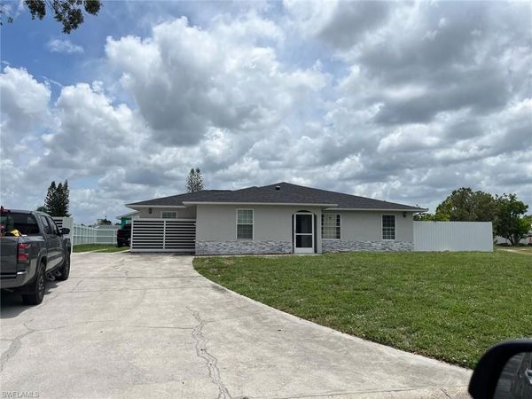 1432 Caywood CIR N, LEHIGH ACRES, FL 33936