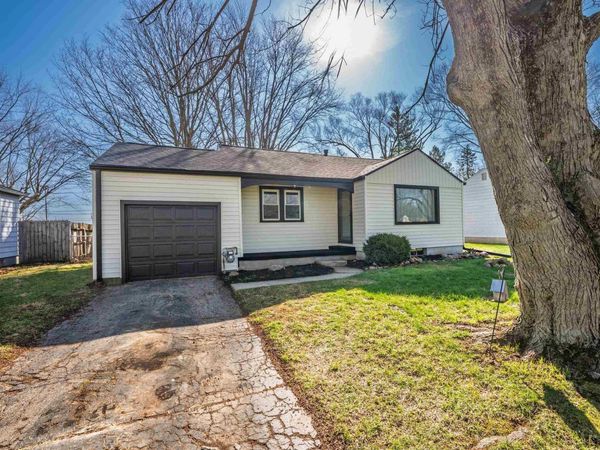3506 S Penn Street, Muncie, IN 47302