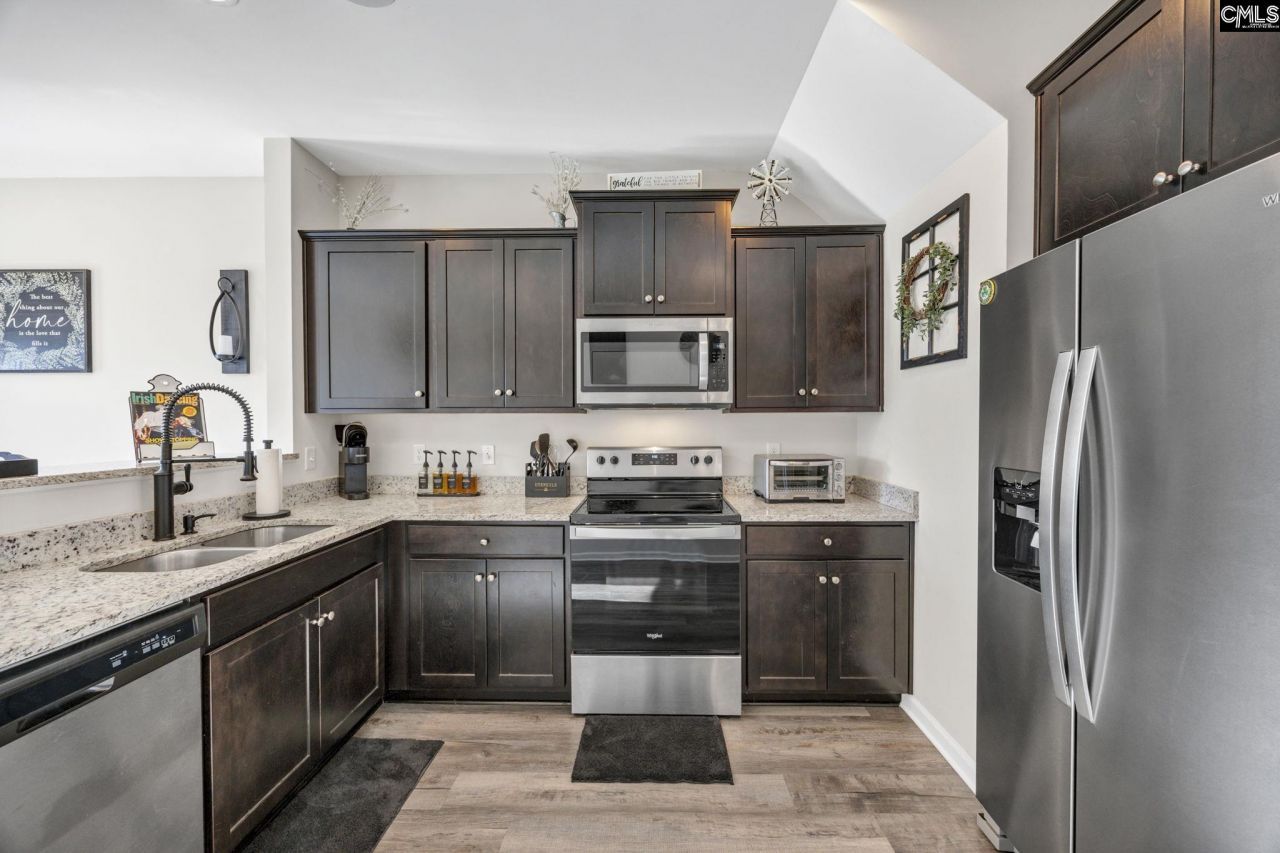 242 Honey Hill Way  Photo 4