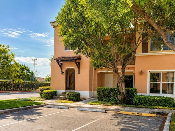3549 Forest Hill Boulevard, Unit 25, Palm Springs, FL 33406